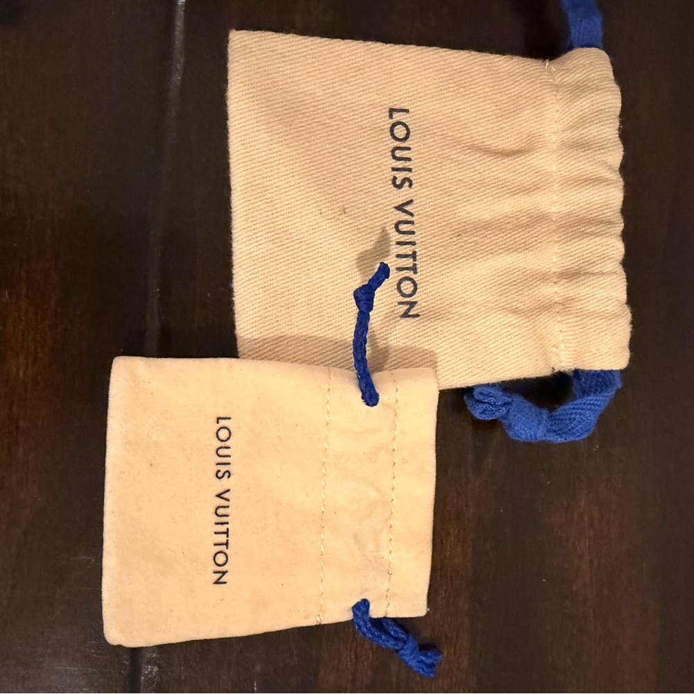 Louis Vuitton Beige Dust Bags with Blue Drawstrings